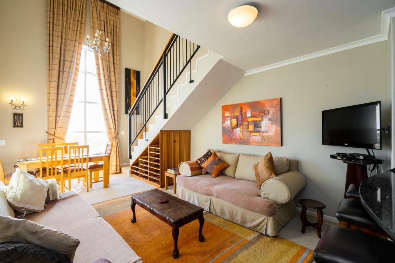 Villa Italia 26-63 Self Catering Penthouse Κέιπ Τάουν Εξωτερικό φωτογραφία